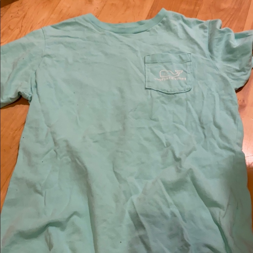 Kids vineyard vines tee